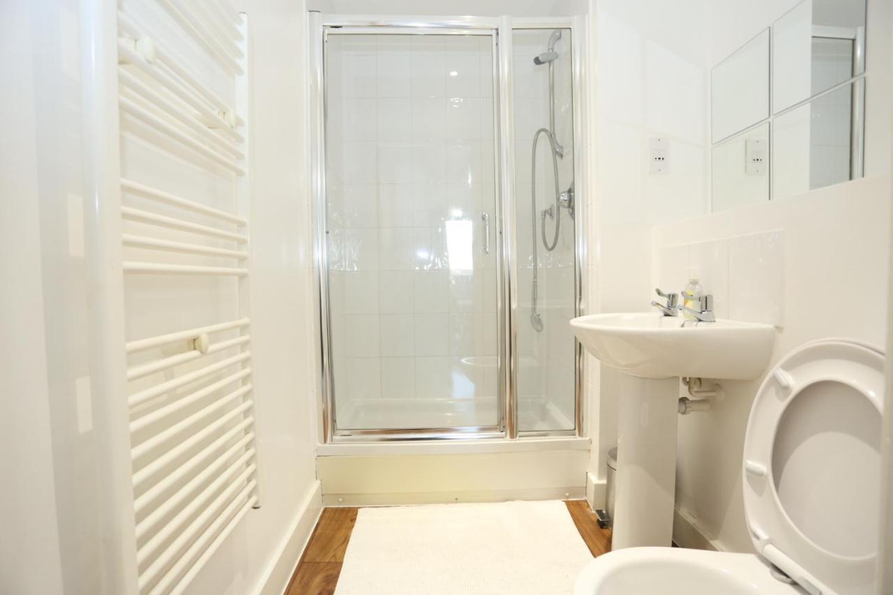 Lovely View 2 Beds 2 Bath Apartment, Londres Exterior foto